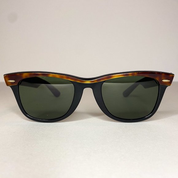 Rare Vintage B & L Ray-Ban Wayfarer Tortoiseshell Sunglasses - Picture 9 of 9